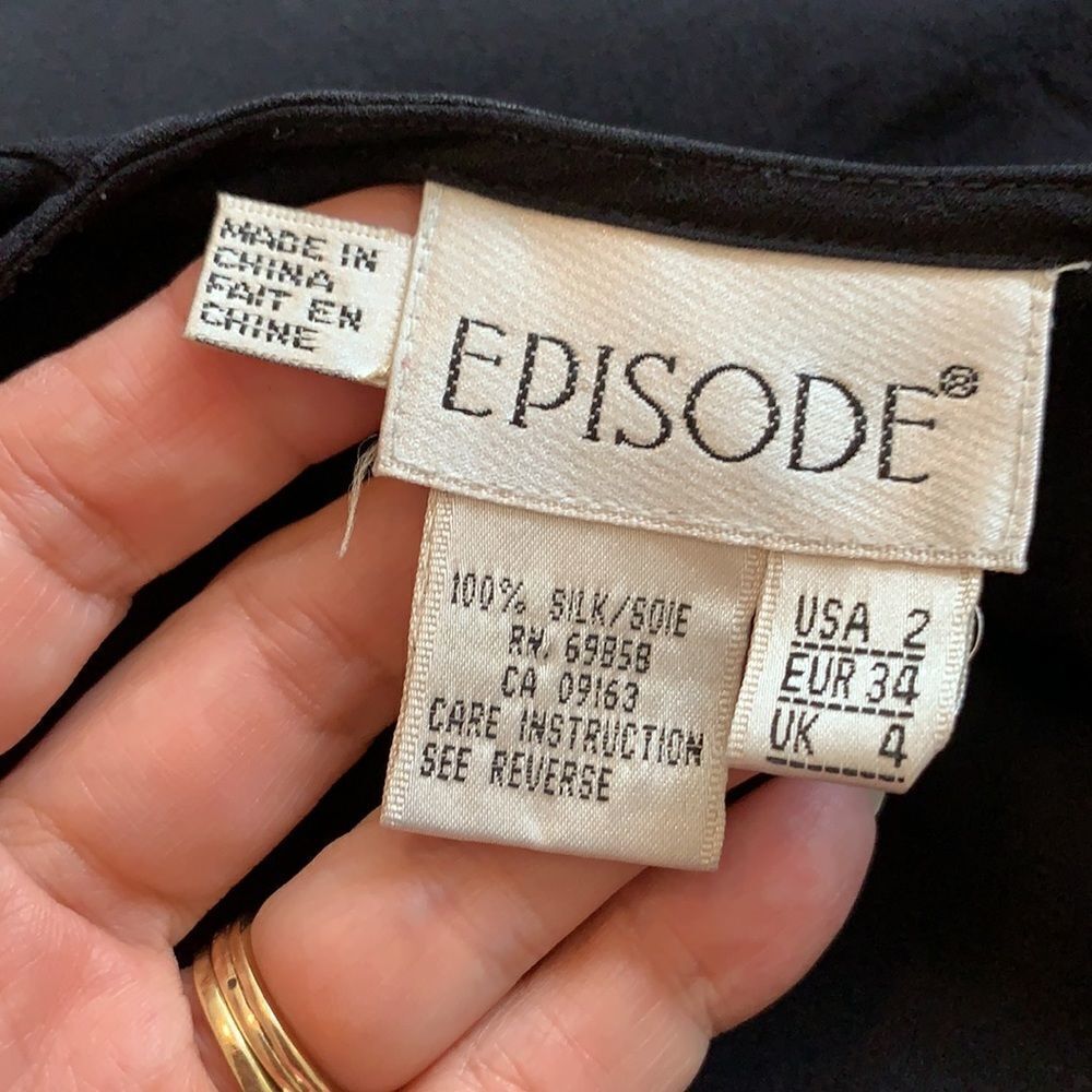 ‎Vtg Episode black silk short sleeved blouse - Picture 8 of 8